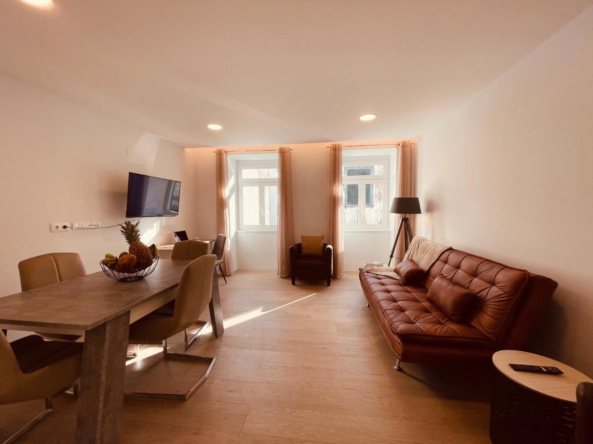Living Funchal Executive Apartment ภายนอก รูปภาพ