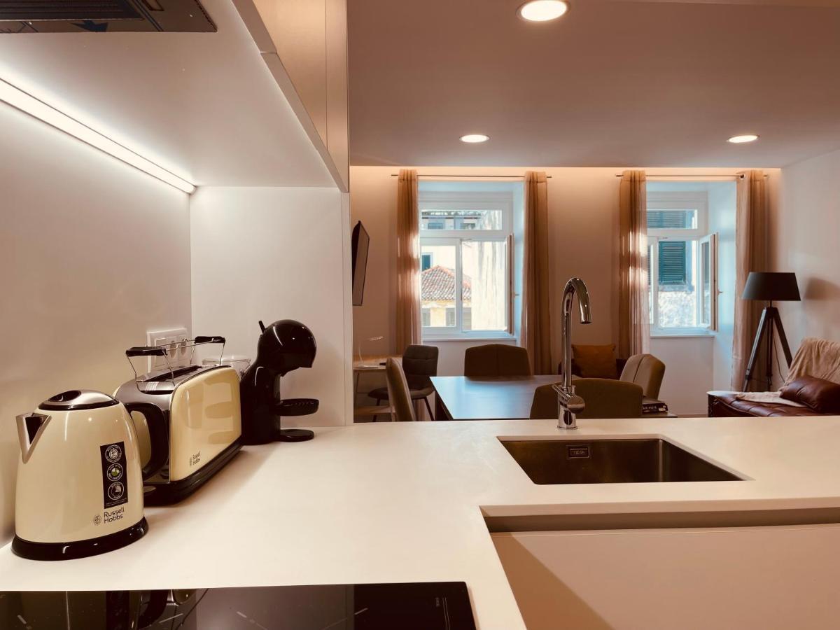 Living Funchal Executive Apartment ภายนอก รูปภาพ